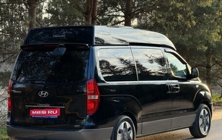 Hyundai Grand Starex Grand Starex I рестайлинг 2, 2013 год, 2 800 000 рублей, 5 фотография