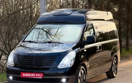 Hyundai Grand Starex Grand Starex I рестайлинг 2, 2013 год, 2 800 000 рублей, 23 фотография