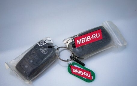 Toyota RAV4, 2025 год, 4 428 000 рублей, 40 фотография