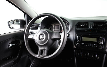 Volkswagen Polo VI (EU Market), 2012 год, 459 000 рублей, 11 фотография
