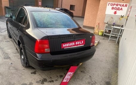 Volkswagen Passat B5+ рестайлинг, 1998 год, 220 000 рублей, 4 фотография