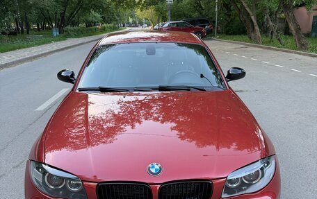BMW 1 серия, 2008 год, 2 000 000 рублей, 1 фотография