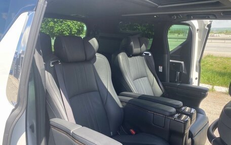 Toyota Alphard III, 2021 год, 12 фотография