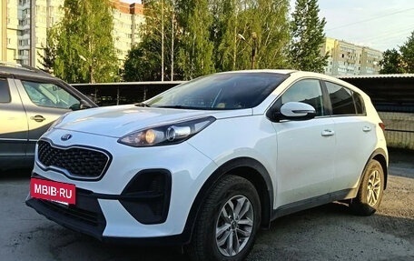 KIA Sportage IV рестайлинг, 2021 год, 2 750 000 рублей, 4 фотография