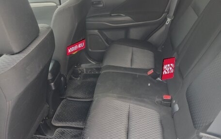 Mitsubishi Outlander III рестайлинг 3, 2014 год, 1 430 000 рублей, 8 фотография