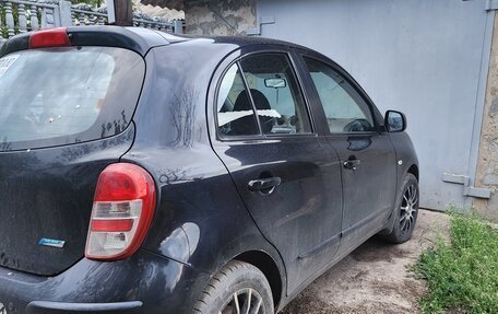 Nissan Micra IV рестайлинг, 2012 год, 900 000 рублей, 3 фотография
