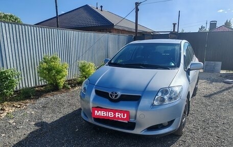 Toyota Auris II, 2007 год, 600 000 рублей, 3 фотография