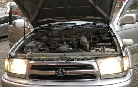 Toyota Hilux Surf III рестайлинг, 2000 год, 1 200 000 рублей, 2 фотография