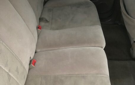 Toyota Hilux Surf III рестайлинг, 2000 год, 1 200 000 рублей, 22 фотография