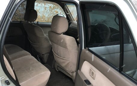 Toyota Hilux Surf III рестайлинг, 2000 год, 1 200 000 рублей, 23 фотография