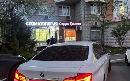 BMW 5 серия, 2015 год, 1 650 000 рублей, 3 фотография