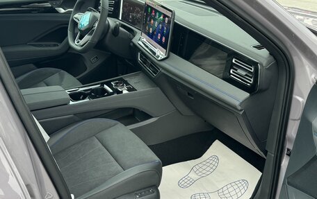 Volkswagen Tiguan, 2026 год, 4 590 000 рублей, 17 фотография