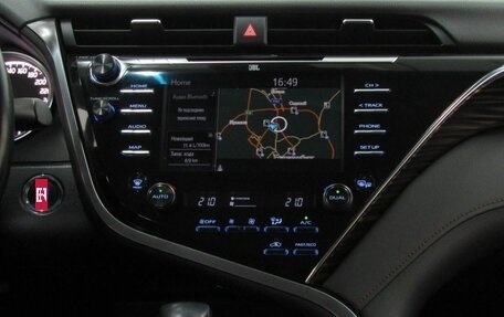 Toyota Camry, 2019 год, 2 940 000 рублей, 17 фотография