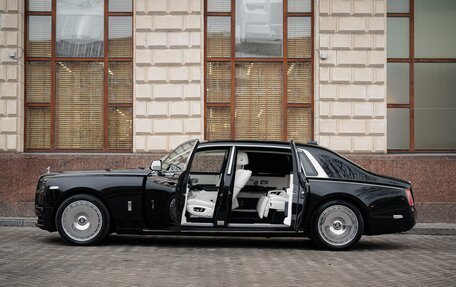 Rolls-Royce Phantom VIII, 2025 год, 80 000 000 рублей, 3 фотография