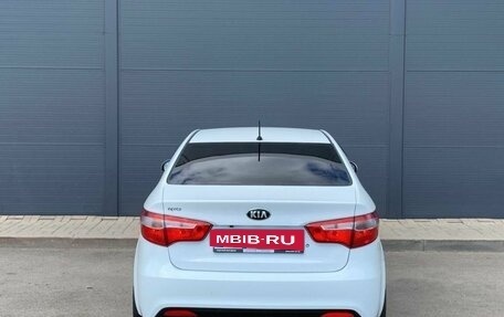 KIA Rio III рестайлинг, 2014 год, 630 000 рублей, 10 фотография