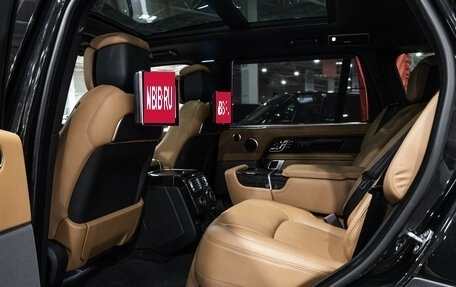 Land Rover Range Rover IV рестайлинг, 2021 год, 10 300 000 рублей, 13 фотография