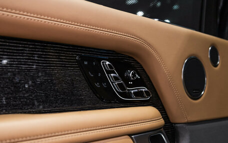 Land Rover Range Rover IV рестайлинг, 2021 год, 10 300 000 рублей, 33 фотография
