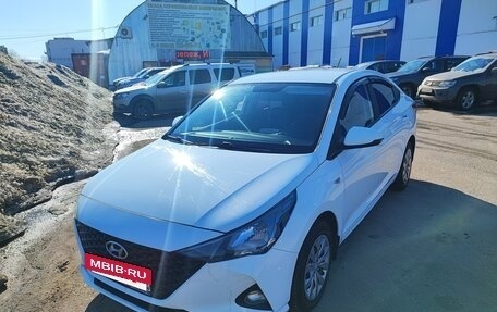 Hyundai Solaris II рестайлинг, 2020 год, 1 390 000 рублей, 7 фотография