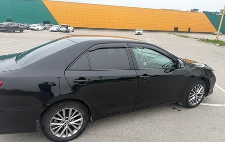 Toyota Camry, 2016 год, 1 590 000 рублей, 4 фотография