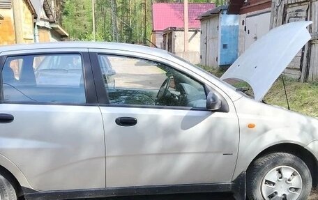 Chevrolet Aveo III, 2004 год, 250 000 рублей, 2 фотография