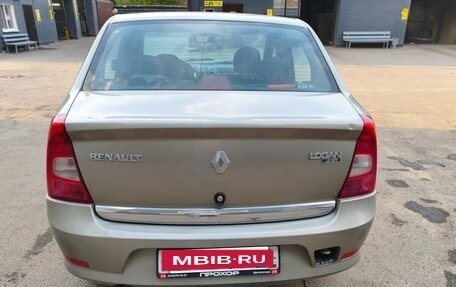 Renault Logan I, 2013 год, 600 000 рублей, 2 фотография