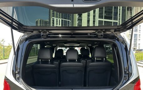 Mercedes-Benz V-Класс, 2019 год, 4 500 000 рублей, 8 фотография