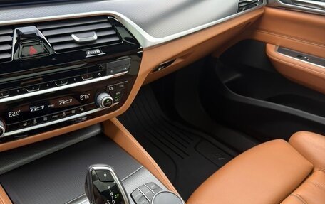 BMW 6 серия, 2021 год, 5 600 000 рублей, 15 фотография