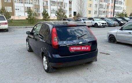 Ford Fiesta, 2005 год, 260 000 рублей, 3 фотография