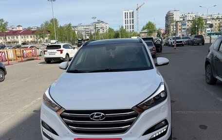 Hyundai Tucson III, 2016 год, 2 100 000 рублей, 2 фотография