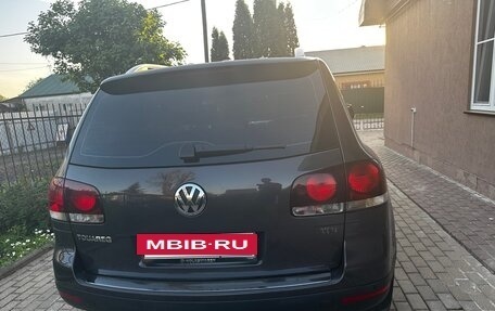 Volkswagen Touareg III, 2007 год, 1 100 000 рублей, 2 фотография