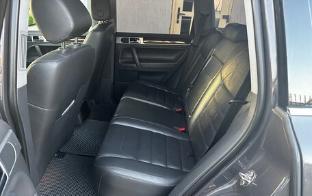 Volkswagen Touareg III, 2007 год, 1 100 000 рублей, 22 фотография