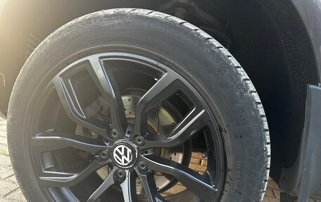 Volkswagen Touareg III, 2007 год, 1 100 000 рублей, 16 фотография