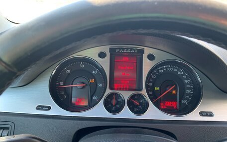 Volkswagen Passat B6, 2007 год, 630 000 рублей, 30 фотография