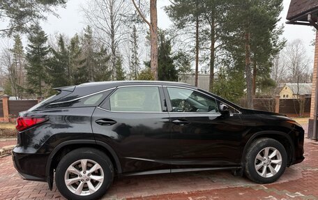 Lexus RX IV рестайлинг, 2017 год, 3 800 000 рублей, 2 фотография