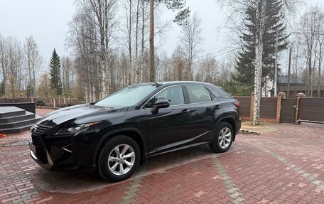 Lexus RX IV рестайлинг, 2017 год, 3 800 000 рублей, 4 фотография