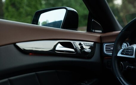 Mercedes-Benz CLS, 2015 год, 2 900 000 рублей, 15 фотография