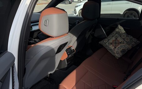 BMW 5 серия, 2025 год, 8 950 000 рублей, 12 фотография
