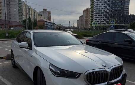 BMW 5 серия, 2025 год, 8 950 000 рублей, 4 фотография