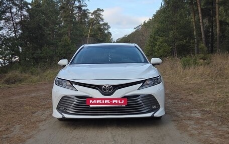 Toyota Camry, 2019 год, 2 680 000 рублей, 2 фотография