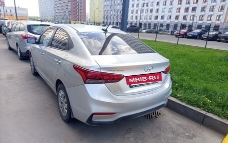 Hyundai Solaris II рестайлинг, 2017 год, 650 000 рублей, 3 фотография