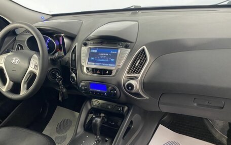 Hyundai ix35 I рестайлинг, 2013 год, 1 275 000 рублей, 23 фотография