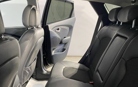 Hyundai ix35 I рестайлинг, 2013 год, 1 275 000 рублей, 24 фотография