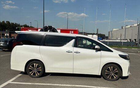 Toyota Alphard III, 2021 год, 4 900 000 рублей, 2 фотография