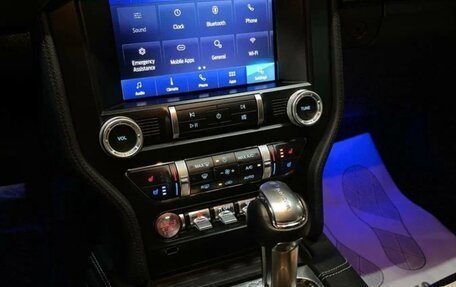 Ford Mustang VI рестайлинг, 2020 год, 3 800 000 рублей, 5 фотография