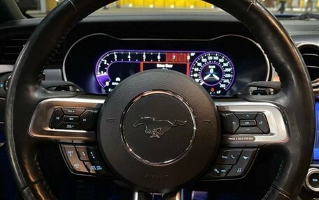 Ford Mustang VI рестайлинг, 2020 год, 3 800 000 рублей, 8 фотография