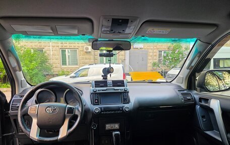 Toyota Land Cruiser Prado 150 рестайлинг 2, 2014 год, 3 430 000 рублей, 7 фотография