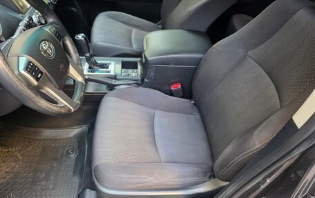 Toyota Land Cruiser Prado 150 рестайлинг 2, 2014 год, 3 430 000 рублей, 11 фотография
