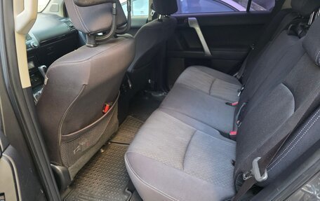 Toyota Land Cruiser Prado 150 рестайлинг 2, 2014 год, 3 430 000 рублей, 9 фотография