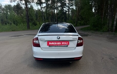 Skoda Rapid I, 2018 год, 1 320 000 рублей, 4 фотография