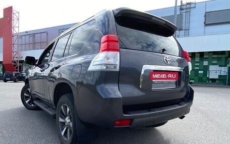 Toyota Land Cruiser Prado 150 рестайлинг 2, 2012 год, 2 750 000 рублей, 17 фотография
